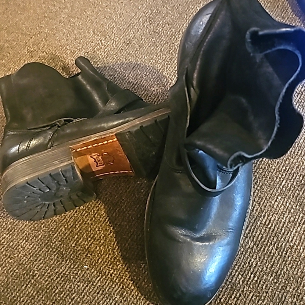 Vero Cuoio leather ankle boot black New never worn size 9